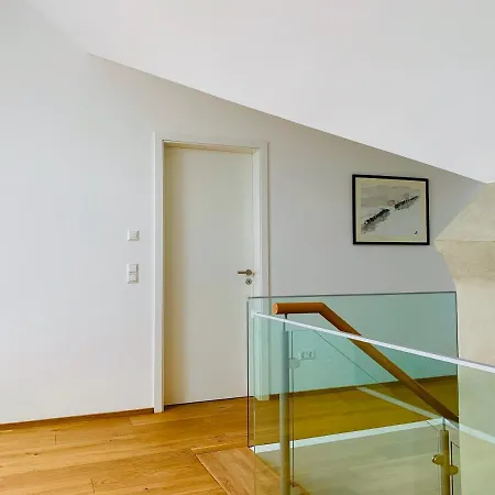 Appartement Exklusives Penthouse Im Ehemaligen Bunker *