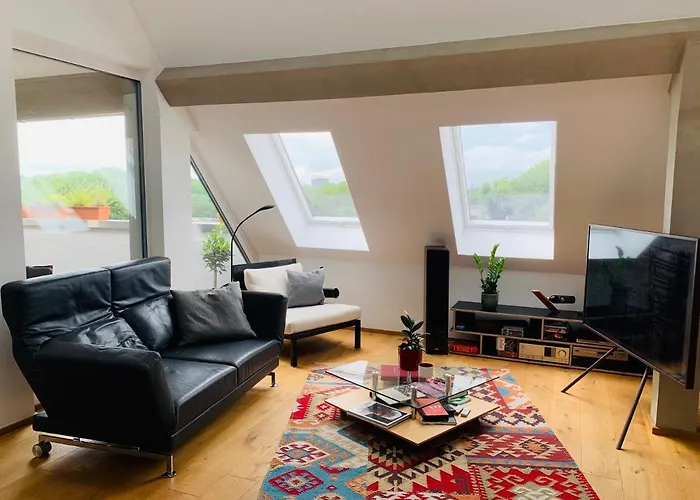Exklusives Penthouse Im Ehemaligen Bunker *