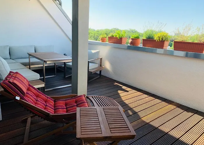 Exklusives Penthouse Im Ehemaligen Bunker *